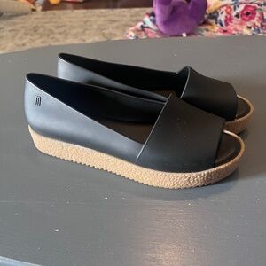 Melissa Puzzle Rubber Peep Toe Platform Flats Size 8